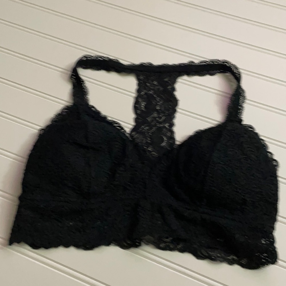 Black lace bra size medium